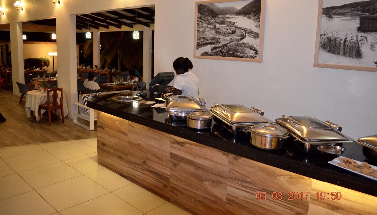 Lake Kariba Inns Сиавонга Екстериор снимка