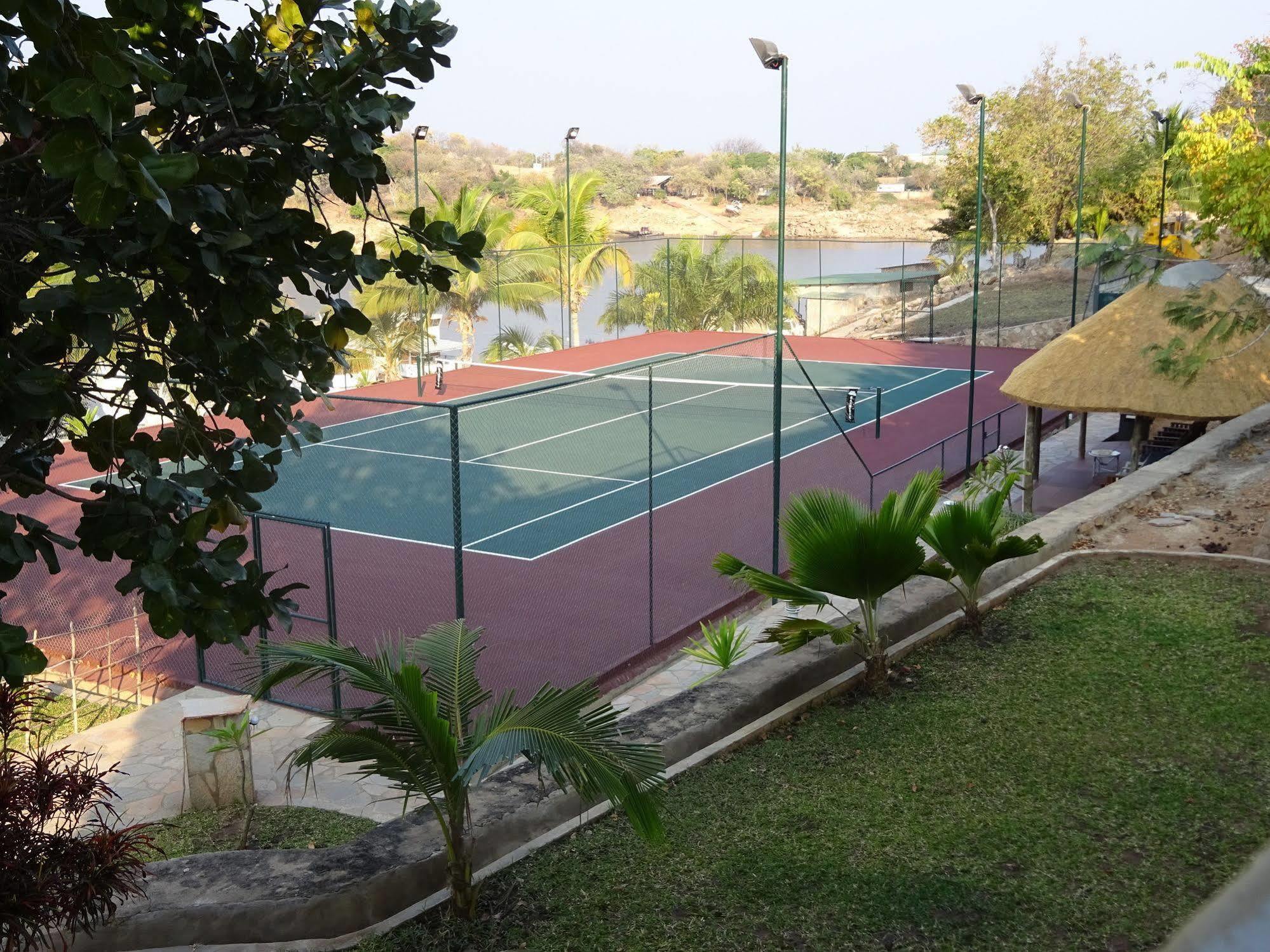 Lake Kariba Inns Сиавонга Екстериор снимка
