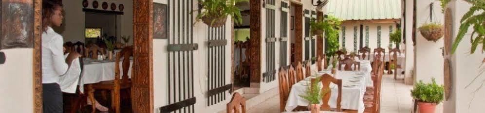 Lake Kariba Inns Сиавонга Екстериор снимка
